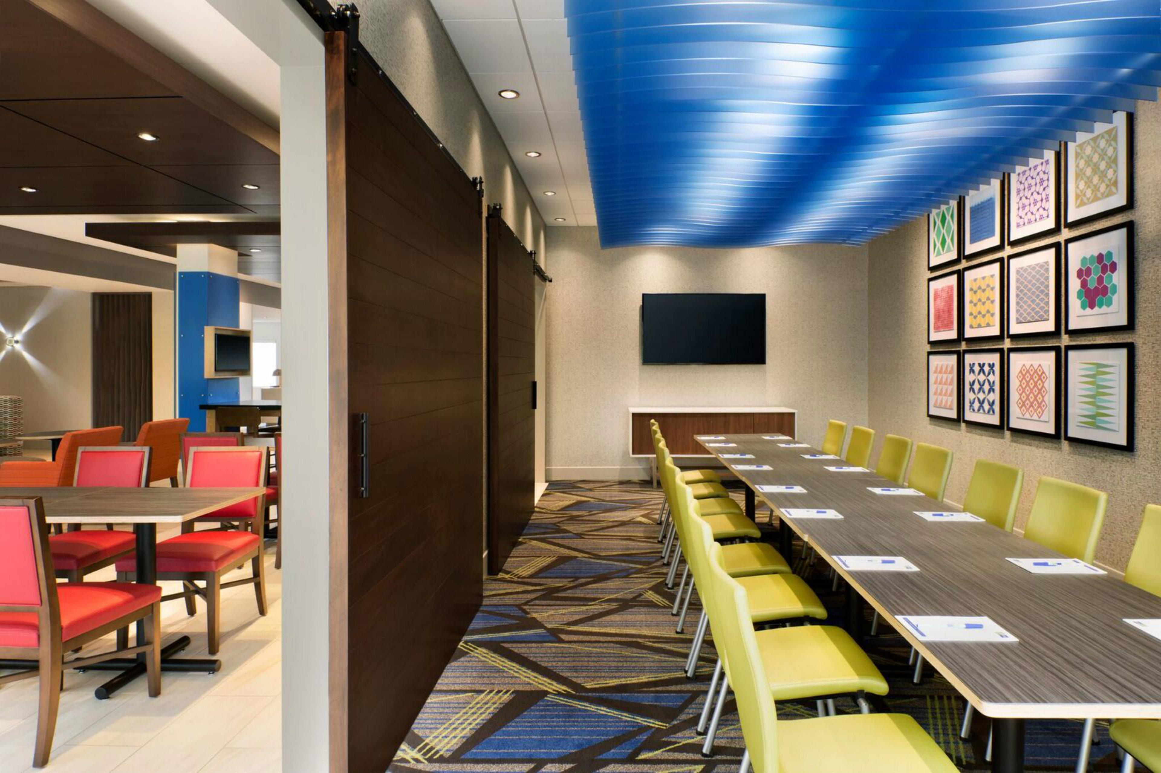 Holiday Inn Express & Suites - Millersburg By Ihg Exteriér fotografie