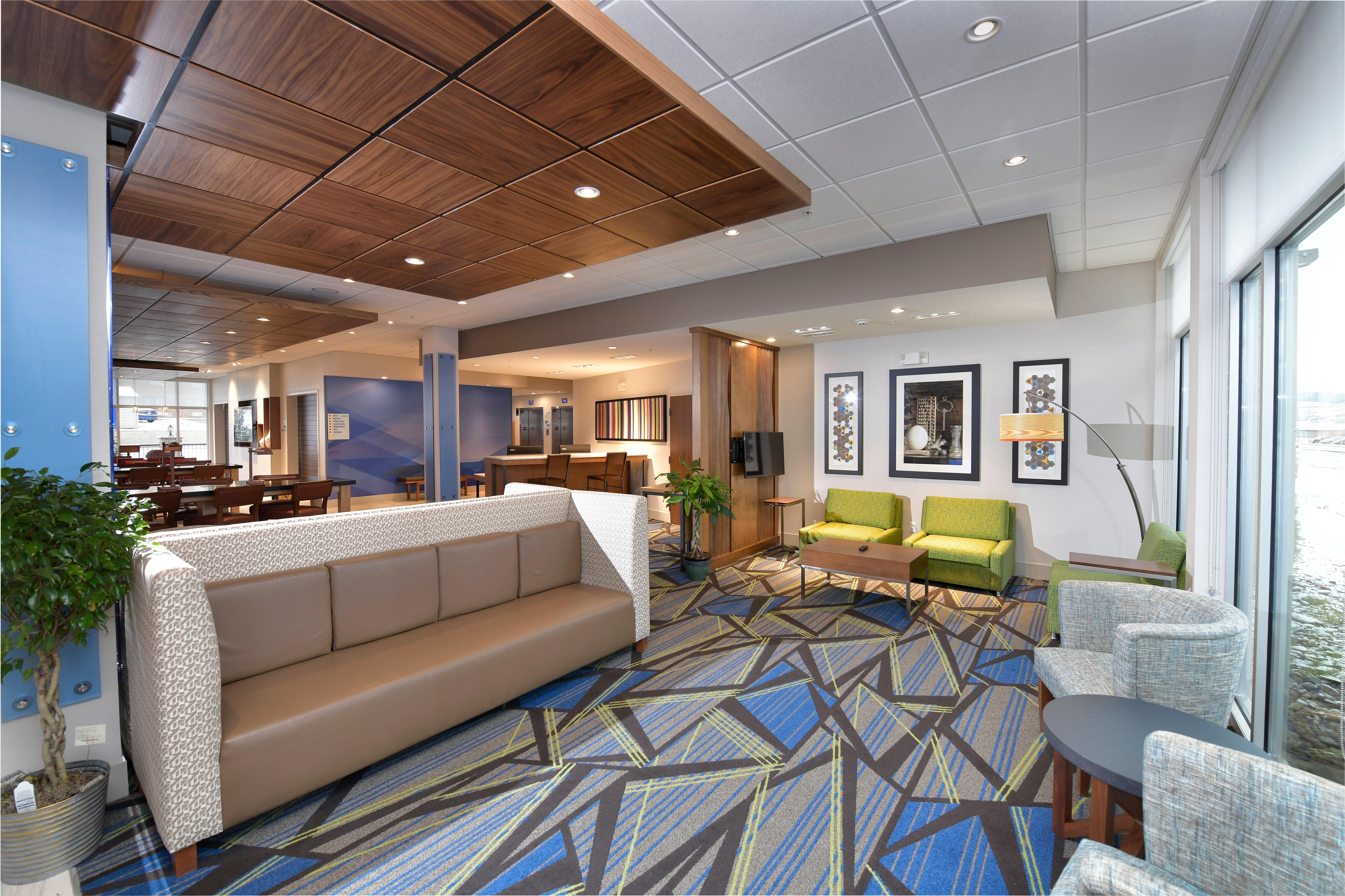 Holiday Inn Express & Suites - Millersburg By Ihg Exteriér fotografie